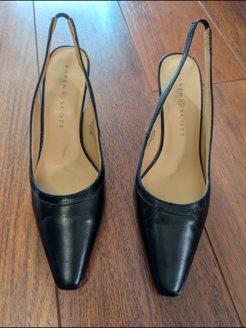 Karen Scott Women's Black Leather Slingback Pumps